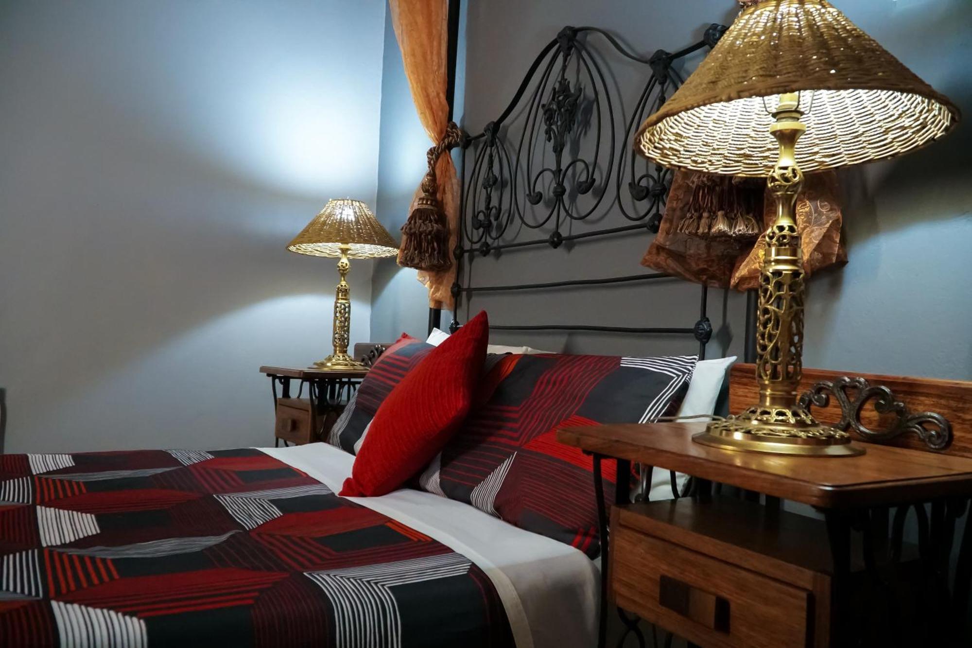 Outentique Accommodation Оудсхорн Экстерьер фото